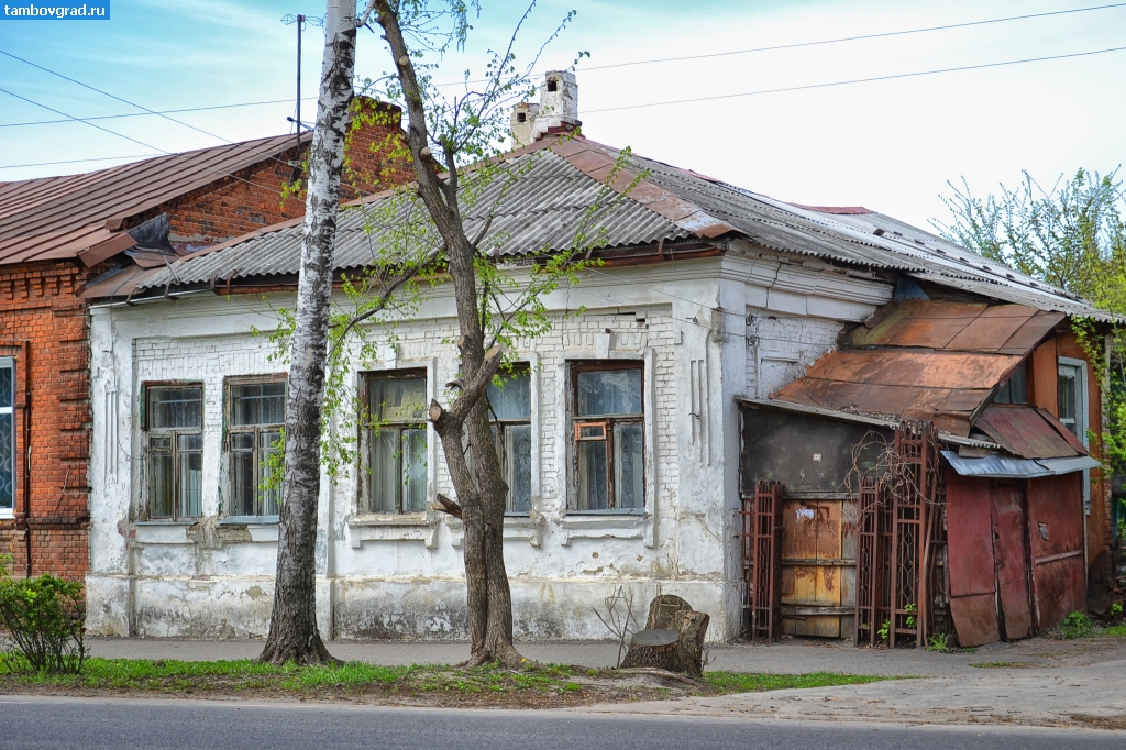 Современный Тамбов. Дом на улице Ленинградской в Тамбове