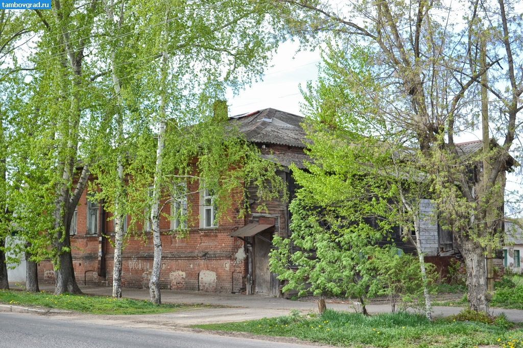 Современный Тамбов. Дом на улице Ленинградской в Тамбове
