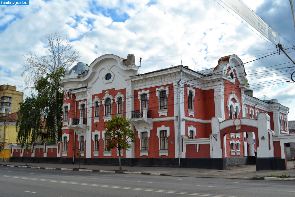 Современный Тамбов. Бывший усадебный дом купца В.В. Аносова в Тамбове