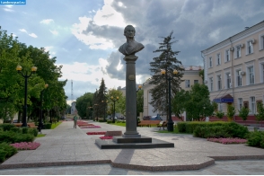 Памятник Гавриилу Державину в Тамбове