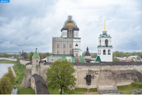 Псковская губерния. Вид на крепостную стену в Псковском Кремле