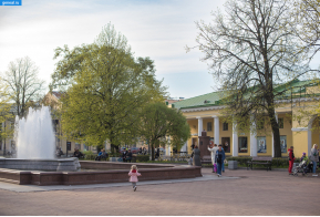 Санкт-Петербургская губерния. Гостиный двор в Кронштадте